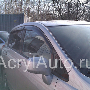 Дефлекторы боковых окон NISSAN Tiida хэтчбек 2004~