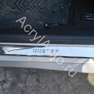 Накладки на пороги RENAULT Duster 2011-2021